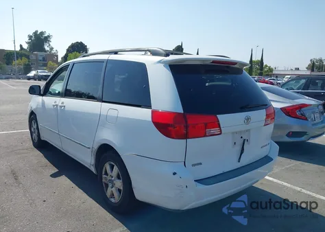 2004 Toyota Sienna Le z USA, uszkodzony, nr VIN 5TDZA23C94S109579